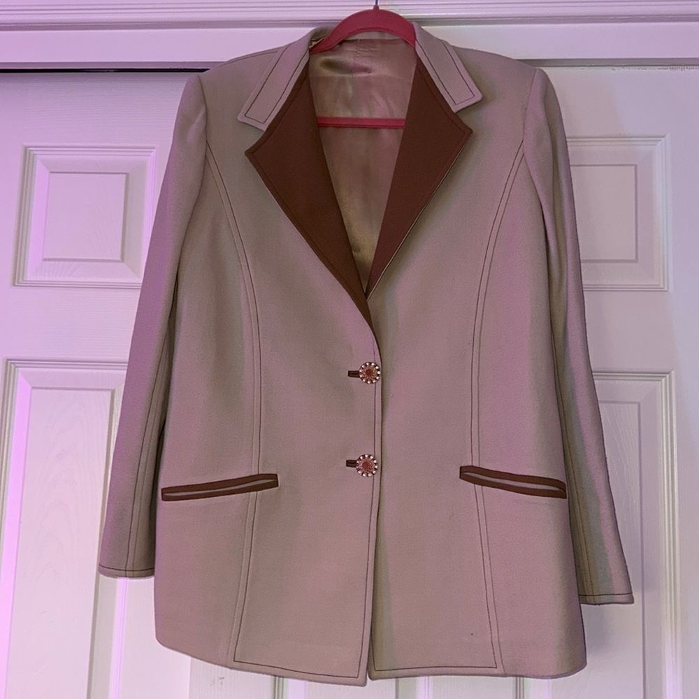 Leon Paul Tan and brown contrast Blazer ❤️ - Picture 4 of 8